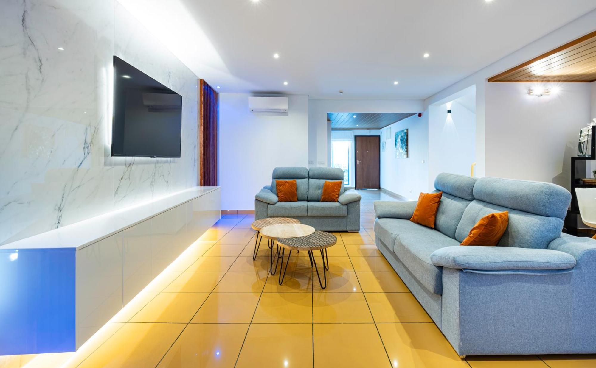 アルブフェイラPenthouse 160Sqm Wide Terraces Pool View & Private Hot Tub & Parkingアパートメント エクステリア 写真